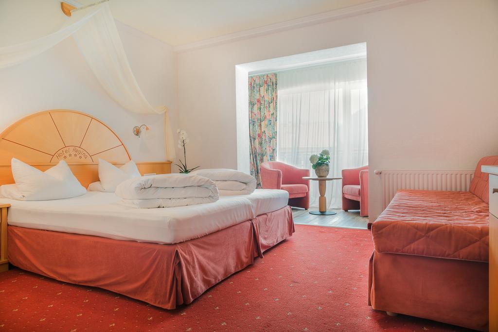Alpenhotel Regina Наудерс Экстерьер фото